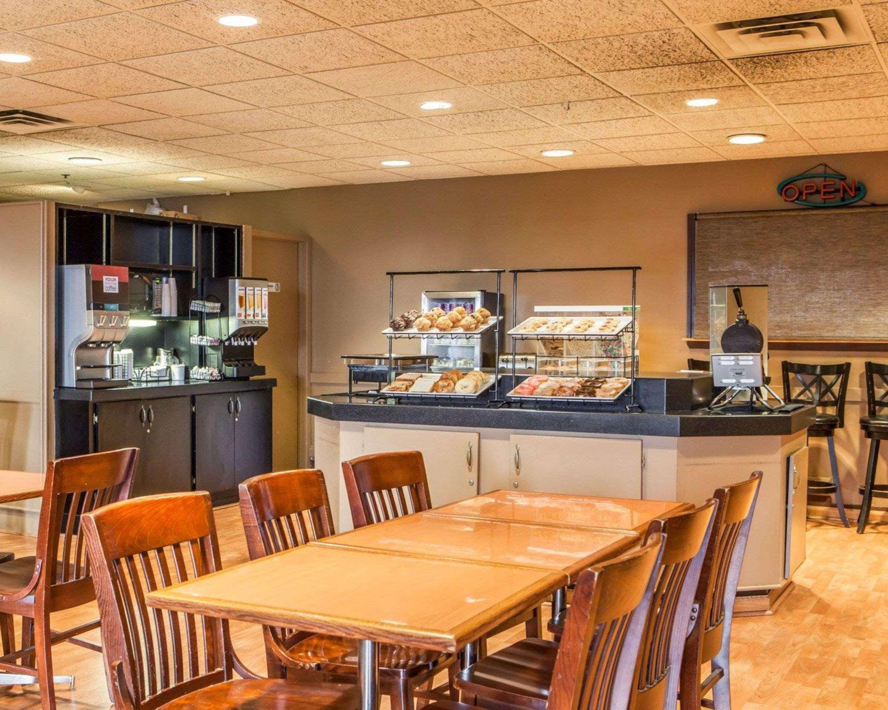 Quality Inn & Suites Orland Park - Chicago Exteriér fotografie